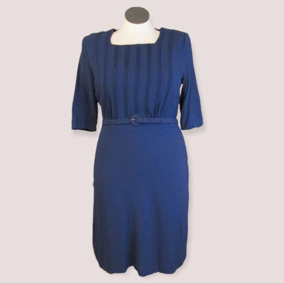 1940s Vintage Dress & Jacket - Picture 2 of 10